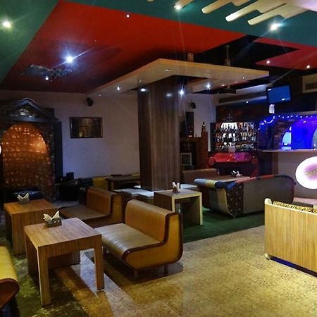 Hotel Rajdhani Regency Guwahati Exteriör bild