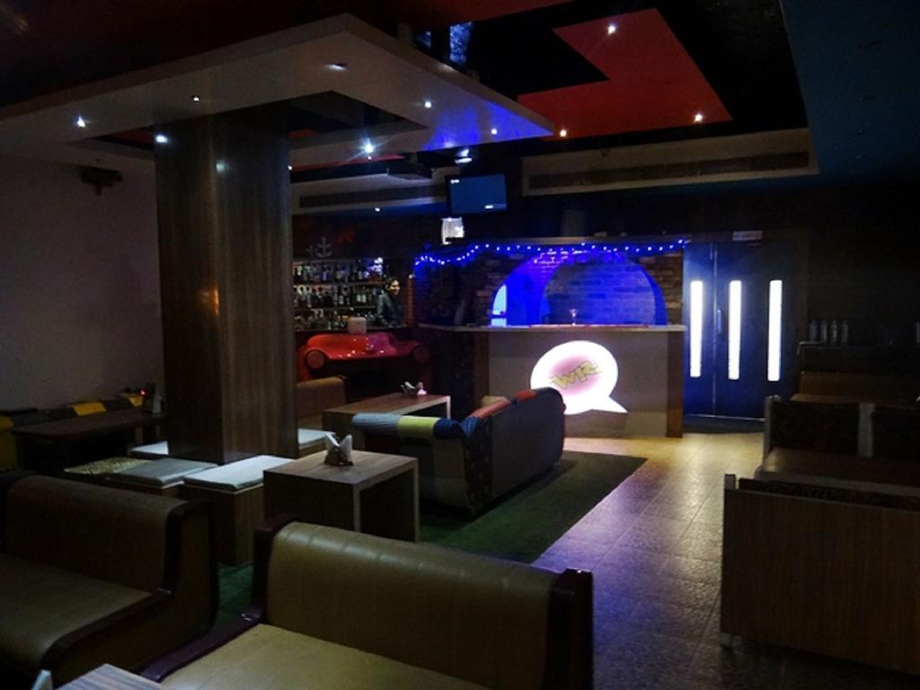 Hotel Rajdhani Regency Guwahati Exteriör bild